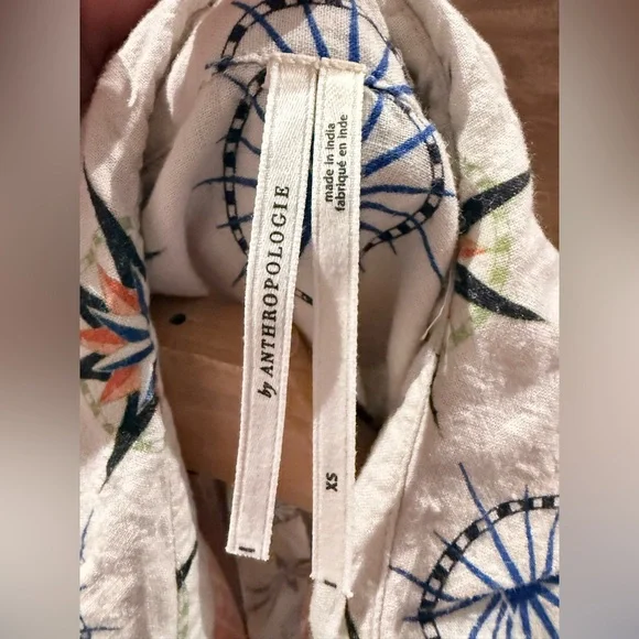 By Anthropologie Printed Short-Sleeve Linen Buttondown Shirt Top Cream compass - Picture 7 of 11